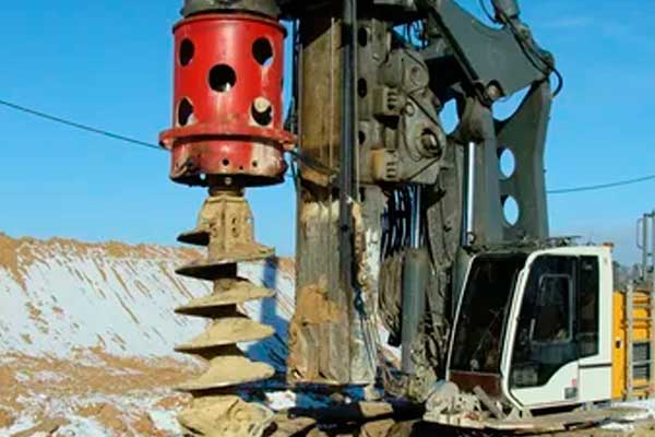 Вращательное бурение скважин