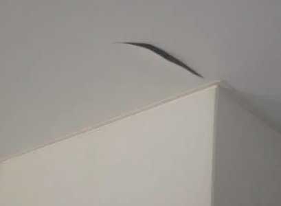 Ремонт натяжного потолка