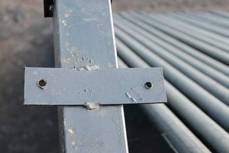 Металлический столб